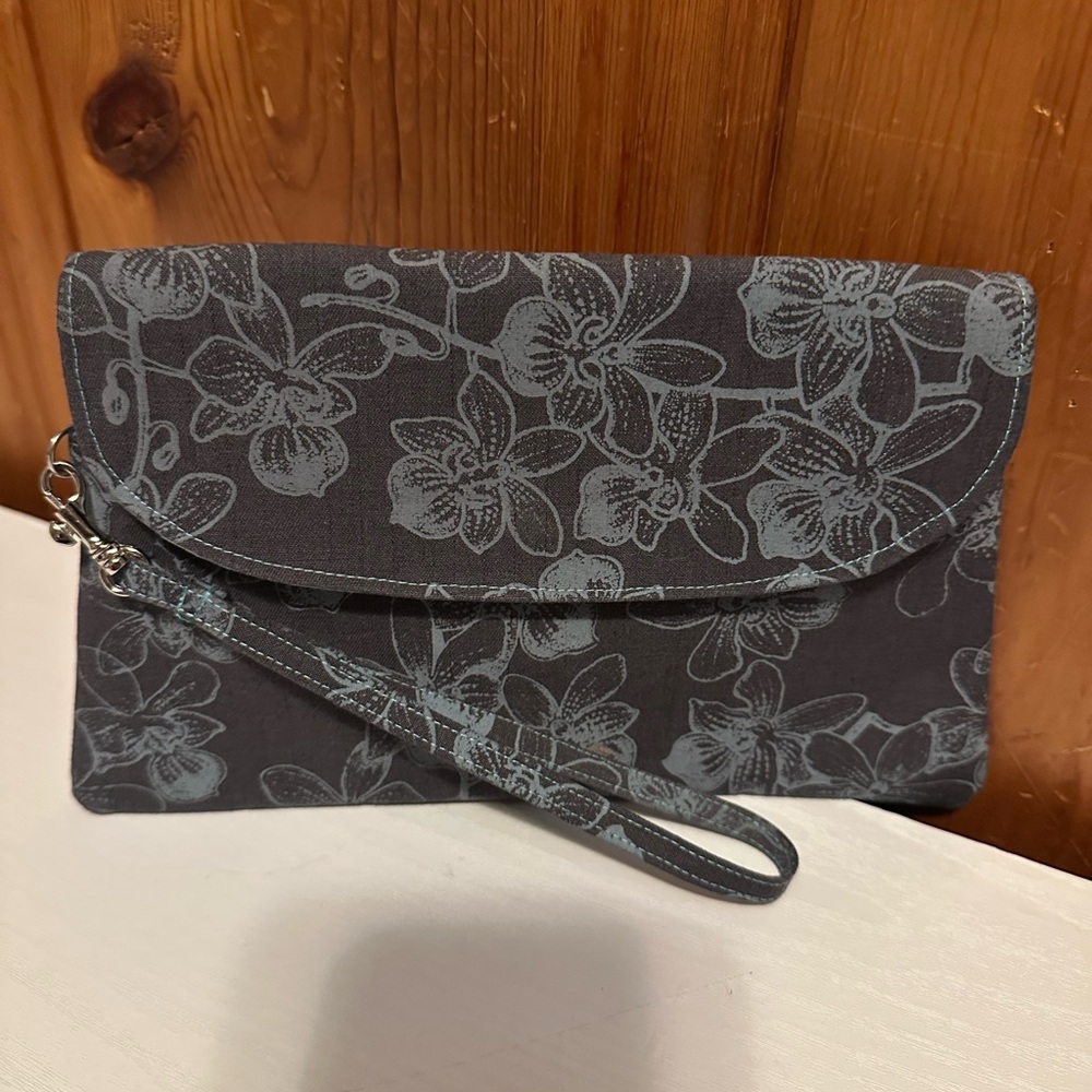Stem Floral Patterned Clutch in Dark Gray